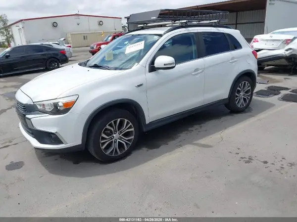 JA4AR4AW0GZ044164 2016 MITSUBISHI OUTLANDER - Image 2