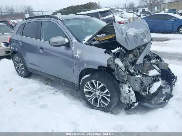 JA4AR4AW0GZ052815 2016 MITSUBISHI OUTLANDER - Image 1
