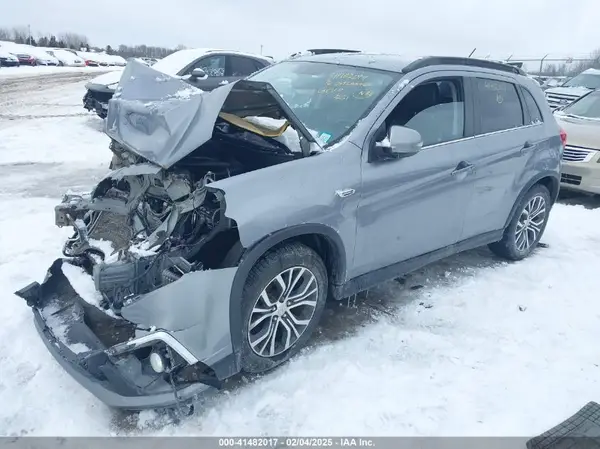 JA4AR4AW0GZ052815 2016 MITSUBISHI OUTLANDER - Image 2