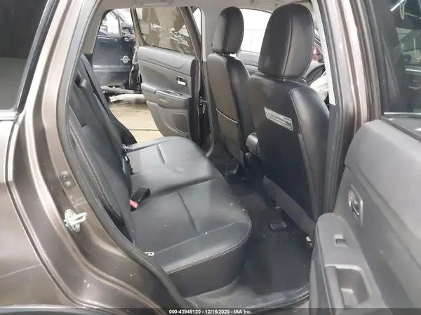 JA4AR4AW0GZ055200 2016 MITSUBISHI OUTLANDER - Image 8