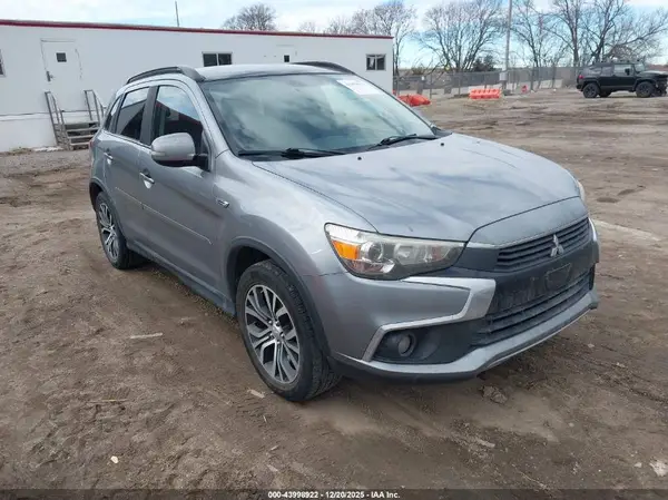 JA4AR4AW0HZ019542 2017 MITSUBISHI OUTLANDER - Image 1