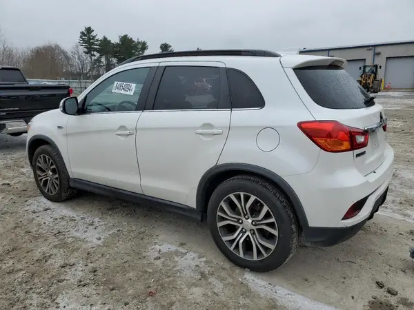 JA4AR4AW0JU003733 2018 MITSUBISHI OUTLANDER - Image 2