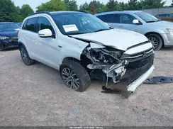 JA4AR4AW0JU010777 2018 MITSUBISHI OUTLANDER