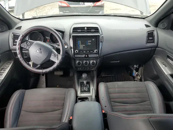 JA4AR4AW0LU001306 2020 MITSUBISHI OUTLANDER - Image 8