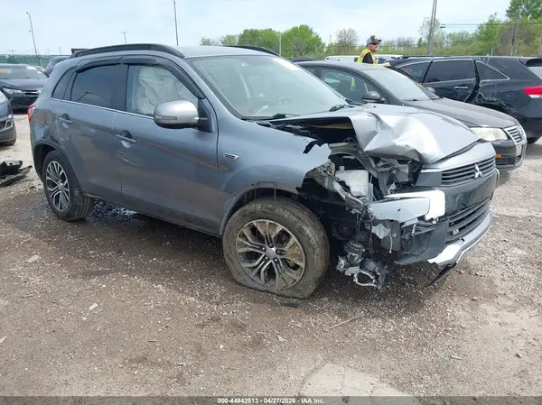 JA4AR4AW1HZ029304 2017 MITSUBISHI OUTLANDER - Image 1
