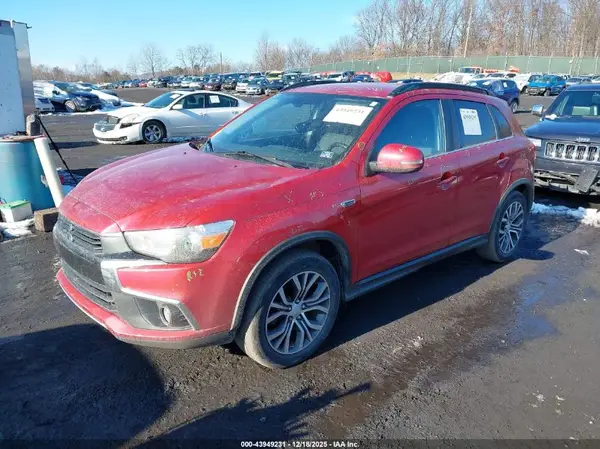 JA4AR4AW1HZ045891 2017 MITSUBISHI OUTLANDER - Image 2