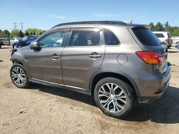 JA4AR4AW1JZ013223 2018 MITSUBISHI OUTLANDER - Image 2