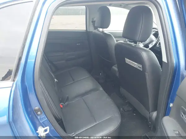 JA4AR4AW2GZ028726 2016 MITSUBISHI OUTLANDER - Image 8