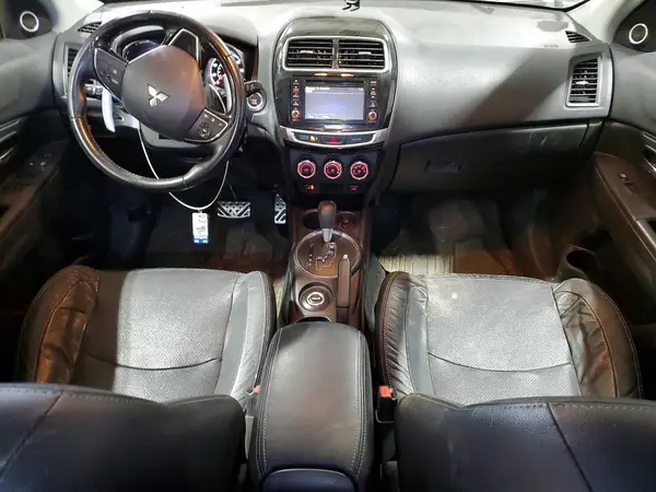 JA4AR4AW2GZ034672 2016 MITSUBISHI OUTLANDER - Image 8