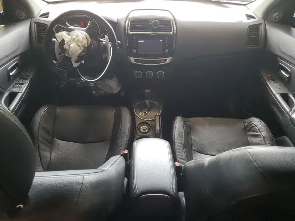 JA4AR4AW2HZ029411 2017 MITSUBISHI OUTLANDER - Image 8