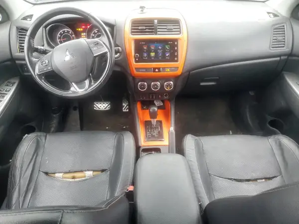 JA4AR4AW2JZ032153 2018 MITSUBISHI OUTLANDER - Image 8
