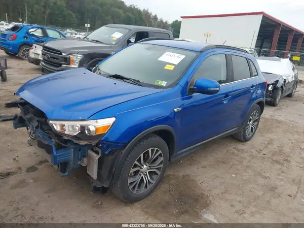 JA4AR4AW3GZ033451 2016 MITSUBISHI OUTLANDER - Image 2