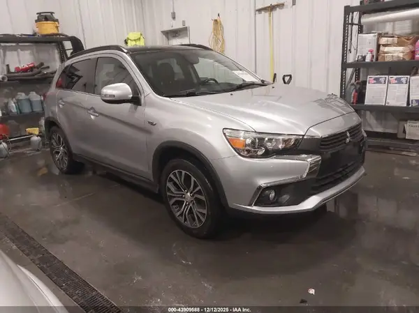 JA4AR4AW3GZ044515 2016 MITSUBISHI OUTLANDER - Image 1