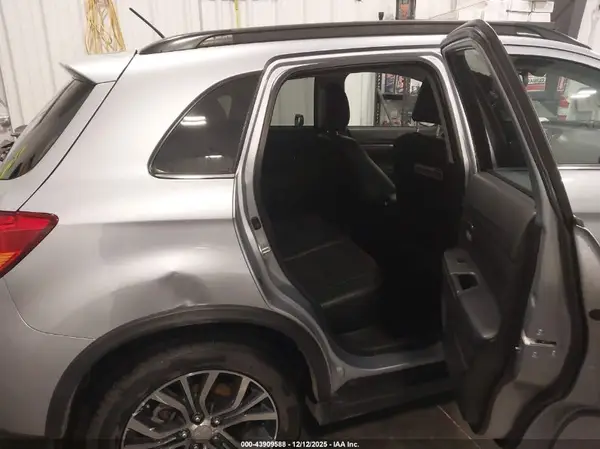 JA4AR4AW3GZ044515 2016 MITSUBISHI OUTLANDER - Image 8