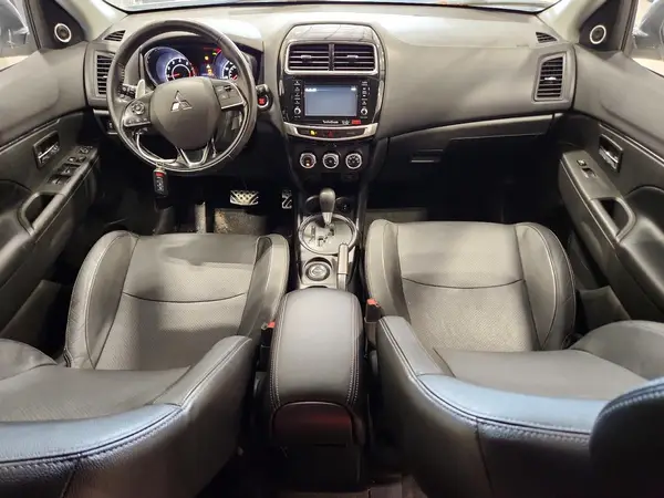 JA4AR4AW3HZ047450 2017 MITSUBISHI OUTLANDER - Image 8
