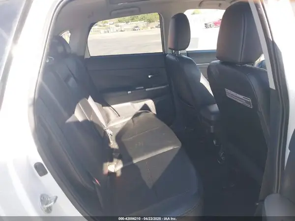 JA4AR4AW3JZ031979 2018 MITSUBISHI OUTLANDER - Image 8