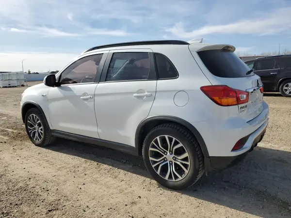 JA4AR4AW3KU001007 2019 MITSUBISHI OUTLANDER - Image 2