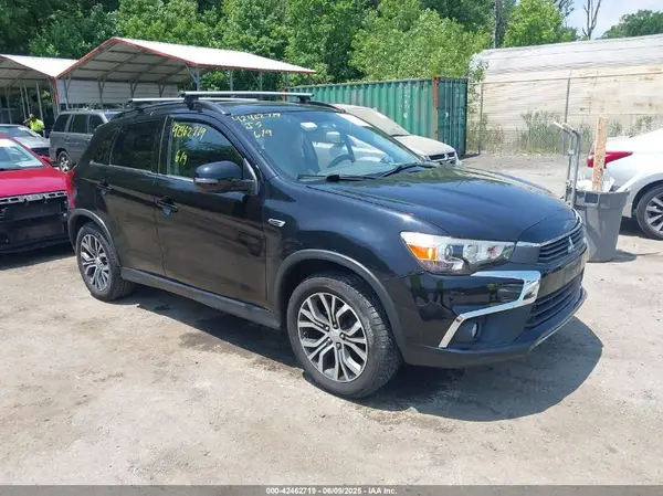 JA4AR4AW4GZ034642 2016 MITSUBISHI OUTLANDER - Image 1
