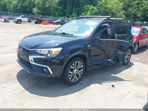 JA4AR4AW4GZ034642 2016 MITSUBISHI OUTLANDER - Image 2