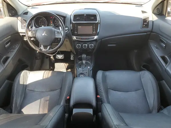 JA4AR4AW4GZ057502 2016 MITSUBISHI OUTLANDER - Image 8