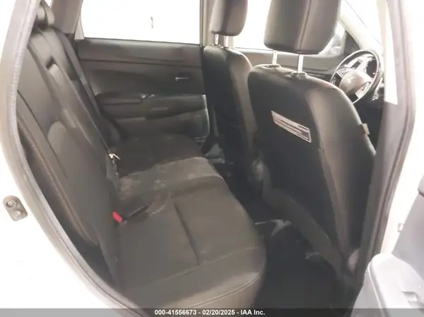 JA4AR4AW4GZ059041 2016 MITSUBISHI OUTLANDER - Image 8