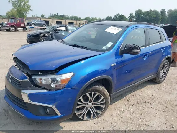 JA4AR4AW4HZ022251 2017 MITSUBISHI OUTLANDER - Image 2