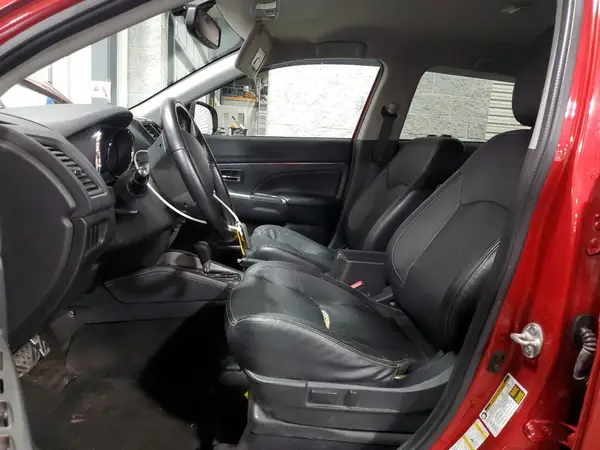 JA4AR4AW4JU002746 2018 MITSUBISHI OUTLANDER - Image 7