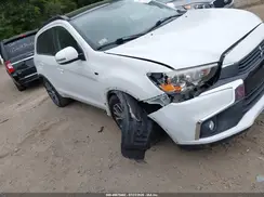 JA4AR4AW5GZ023813 2016 MITSUBISHI OUTLANDER