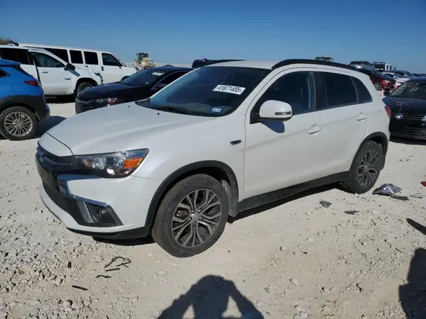 JA4AR4AW5JU011133 2018 MITSUBISHI OUTLANDER - Image 1