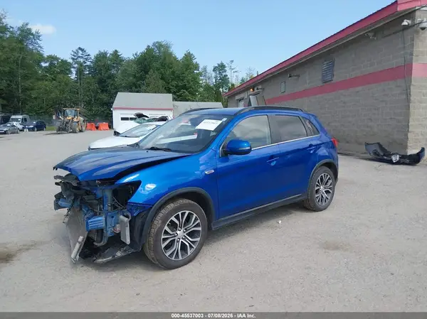 JA4AR4AW6GZ024260 2016 MITSUBISHI OUTLANDER - Image 2
