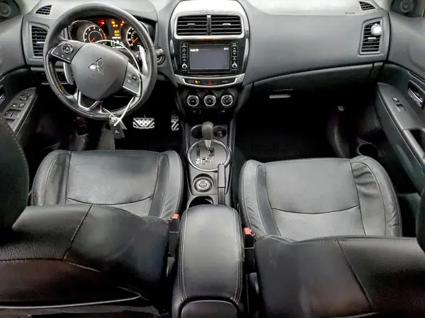 JA4AR4AW6GZ042922 2016 MITSUBISHI OUTLANDER - Image 8