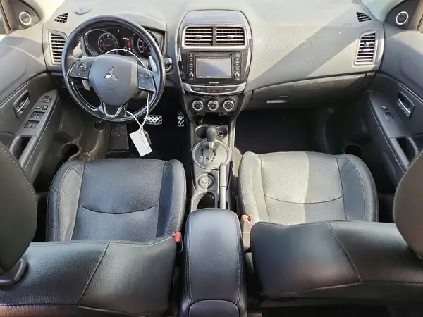 JA4AR4AW6GZ058523 2016 MITSUBISHI OUTLANDER - Image 8