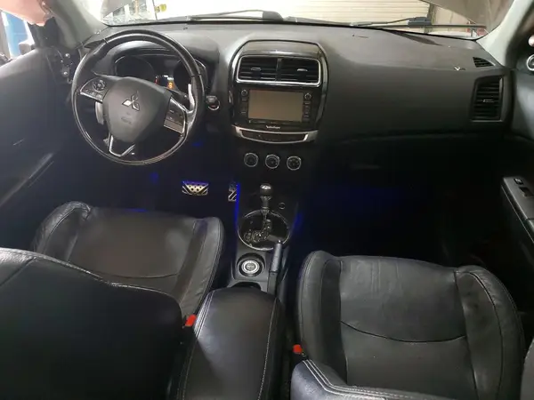 JA4AR4AW6HZ017746 2017 MITSUBISHI OUTLANDER - Image 8