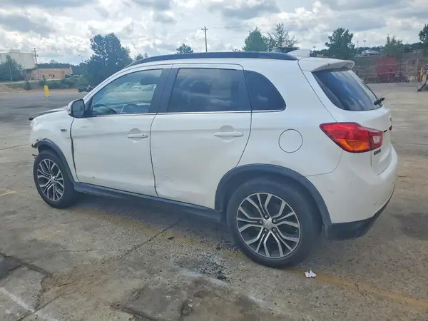 JA4AR4AW6HZ029539 2017 MITSUBISHI OUTLANDER - Image 2