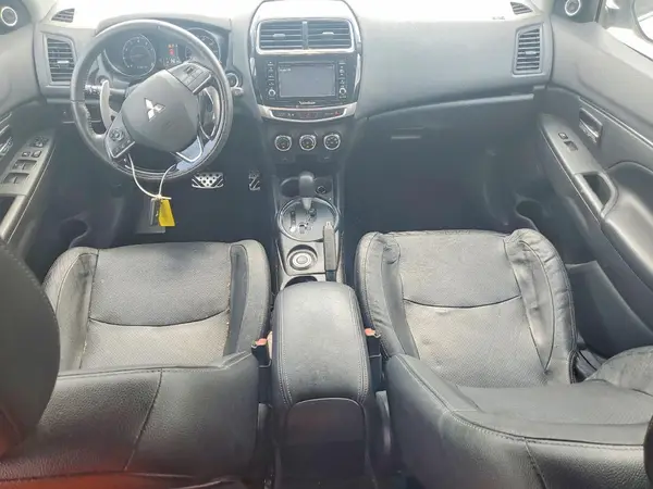 JA4AR4AW6HZ029539 2017 MITSUBISHI OUTLANDER - Image 8
