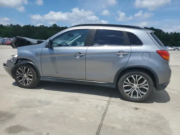 JA4AR4AW6HZ054439 2017 MITSUBISHI OUTLANDER - Image 2