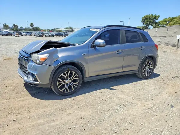 JA4AR4AW6JU002179 2018 MITSUBISHI OUTLANDER - Image 1