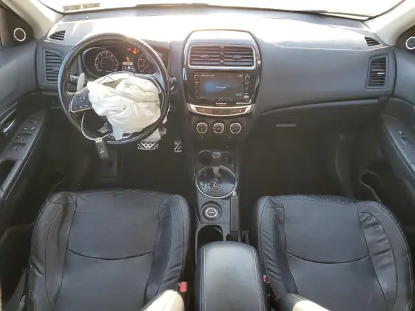 JA4AR4AW7GZ034165 2016 MITSUBISHI OUTLANDER - Image 8
