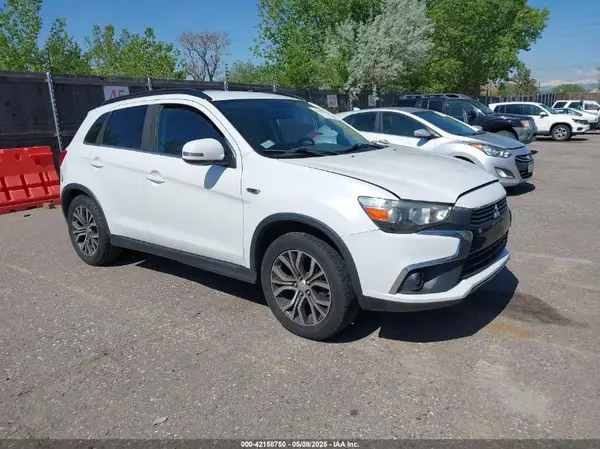 JA4AR4AW7GZ052665 2016 MITSUBISHI OUTLANDER - Image 1