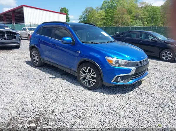 JA4AR4AW7HZ060010 2017 MITSUBISHI OUTLANDER - Image 1