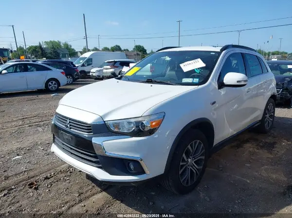 JA4AR4AW8GZ031730 2016 MITSUBISHI OUTLANDER - Image 2