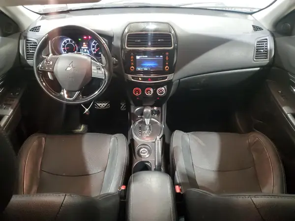 JA4AR4AW8GZ032831 2016 MITSUBISHI OUTLANDER - Image 8