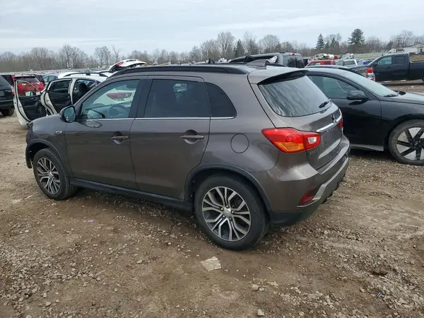 JA4AR4AW8JU022479 2018 MITSUBISHI OUTLANDER - Image 2