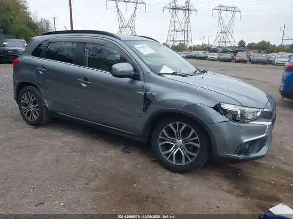 JA4AR4AW9GZ023796 2016 MITSUBISHI OUTLANDER - Image 1