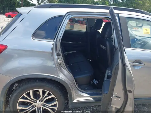 JA4AR4AW9GZ035124 2016 MITSUBISHI OUTLANDER - Image 8