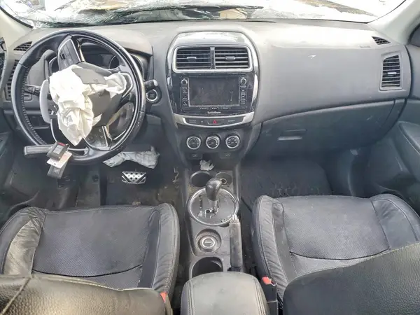 JA4AR4AW9GZ058502 2016 MITSUBISHI OUTLANDER - Image 8