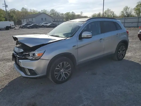 JA4AR4AWXJZ007176 2018 MITSUBISHI OUTLANDER - Image 1