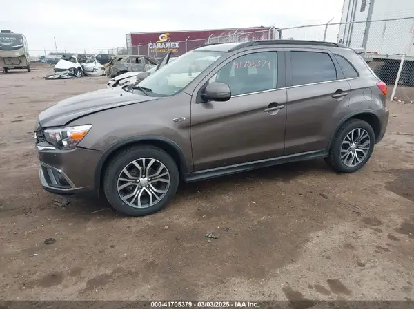 JA4AR4AWXJZ020218 2018 MITSUBISHI OUTLANDER - Image 2