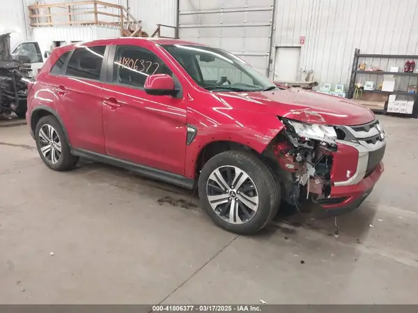 JA4ARUAU0MU003394 2021 MITSUBISHI OUTLANDER - Image 1