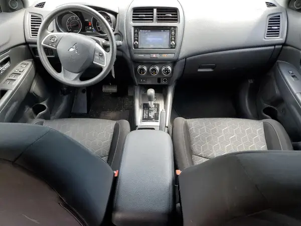 JA4ARUAU0MU005341 2021 MITSUBISHI OUTLANDER - Image 8
